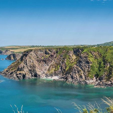 Fishguard Bay Resort Llanllawer エクステリア 写真