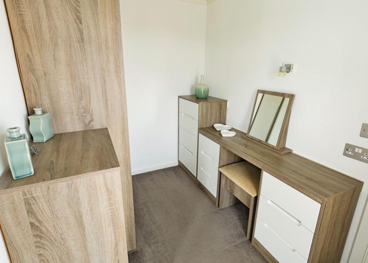 Fishguard Bay Resort Llanllawer エクステリア 写真