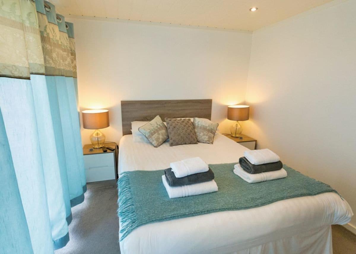 Fishguard Bay Resort Llanllawer エクステリア 写真